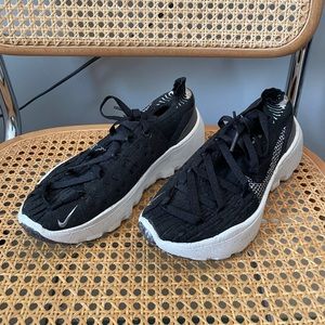 Nike Space Hippie 04 sneakers in black